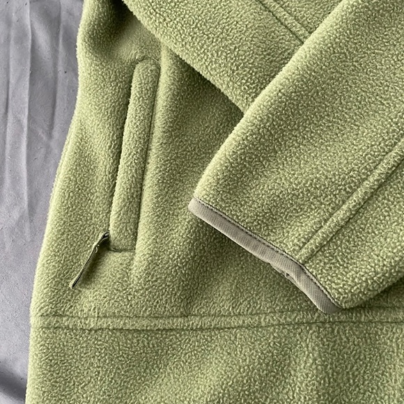 Merona Women’s size M fleece olive green activewear jacket - Picture 5 of 11